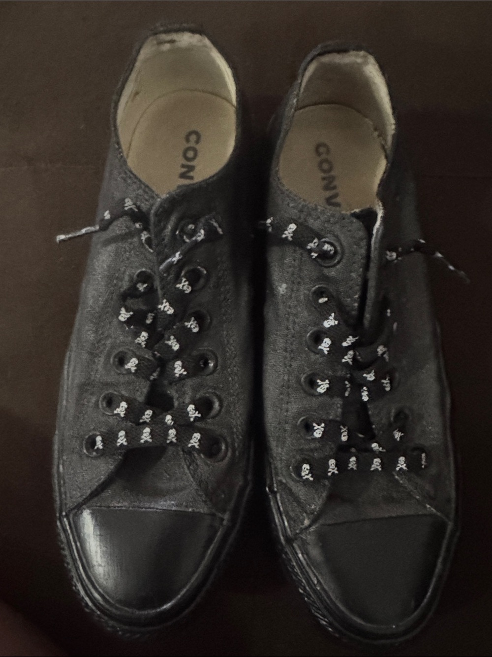 Converse Black Low-Top Canvas Sneakers with Skull-Pattern Laces